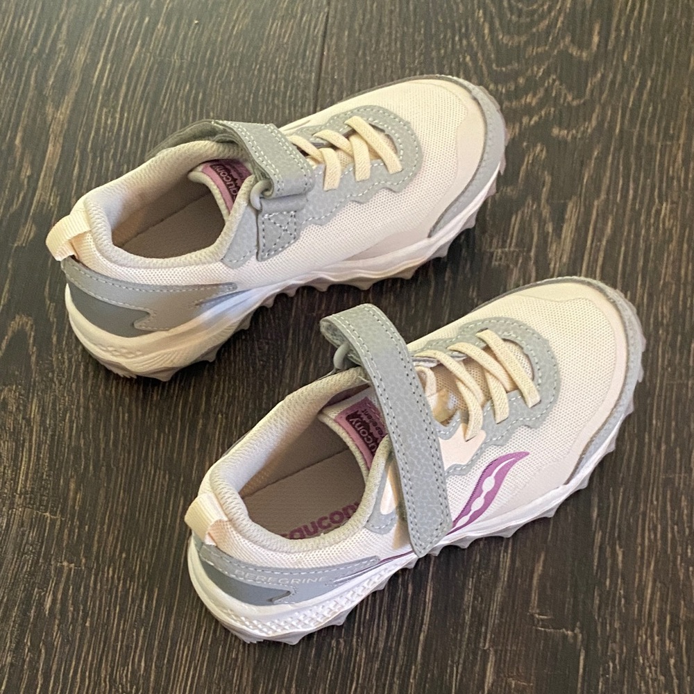 Saucony Kids' Cream, Gray, and purple Sneakers, size 12, new without tags